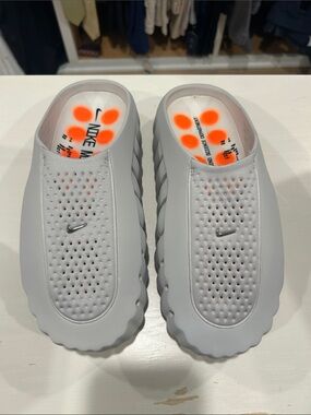 Mens Nike Mind Slip-On recovery shoes